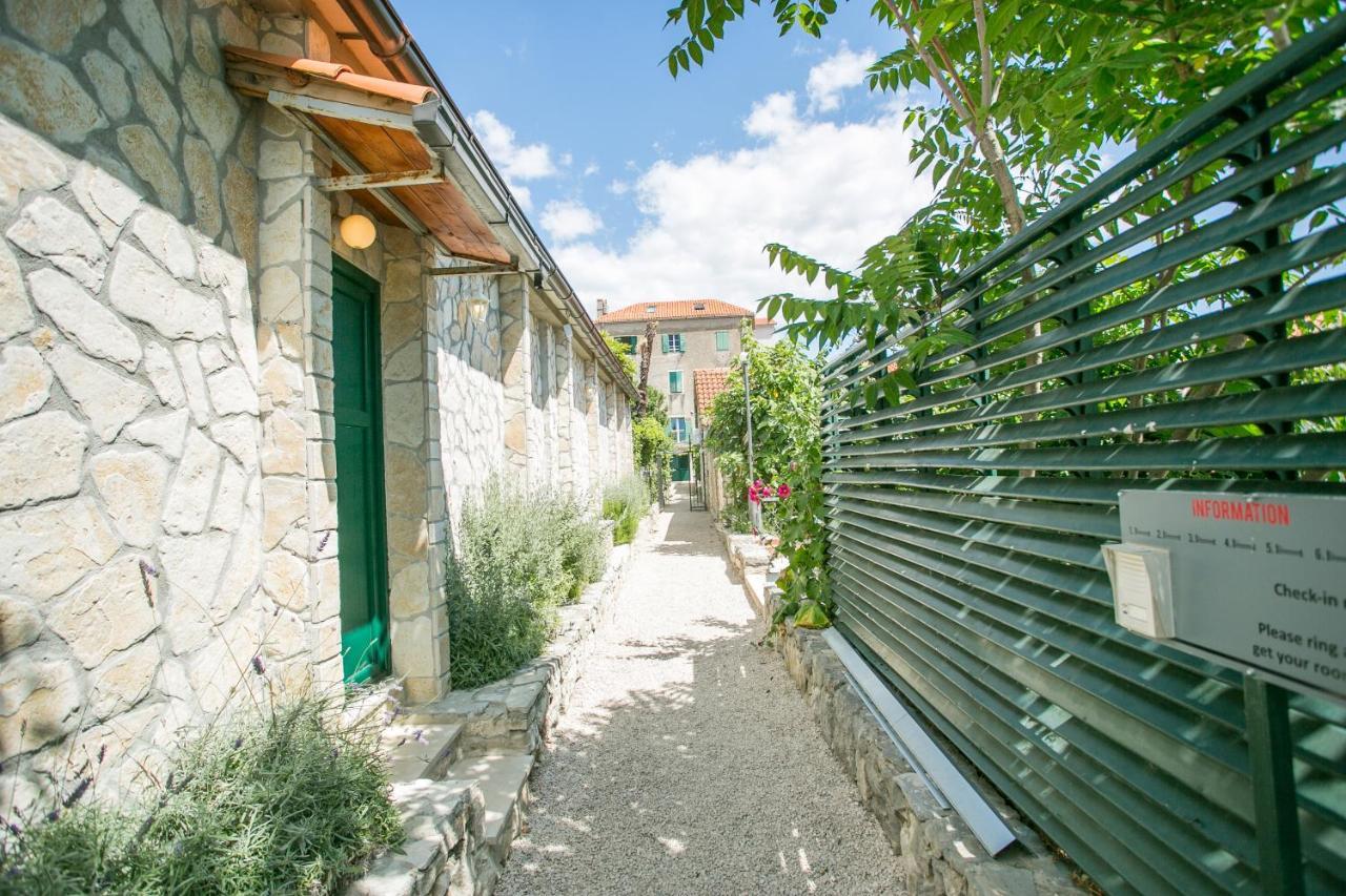 Garden Apartment Hotel Split Extérieur photo